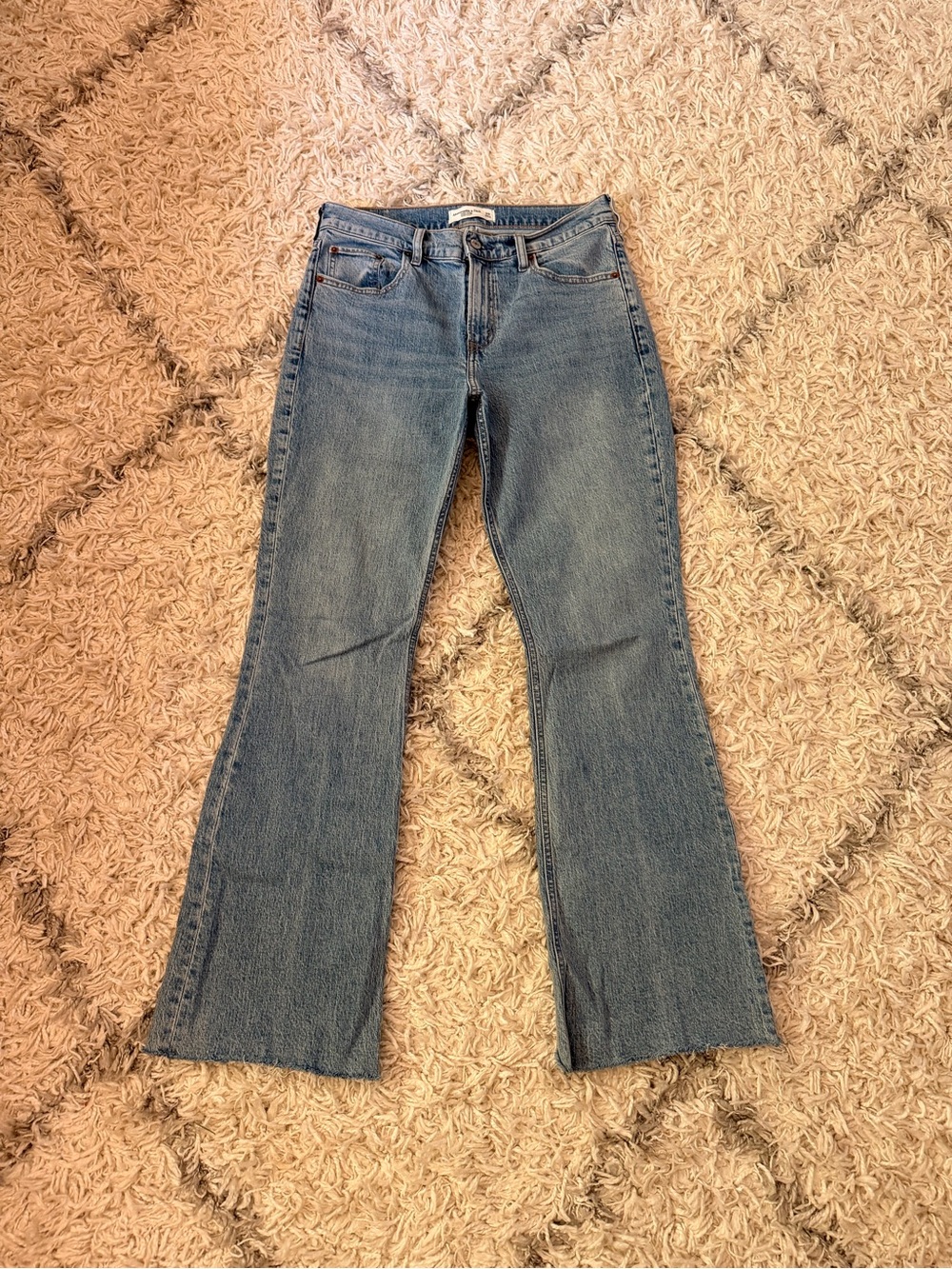 {Abercrombie}